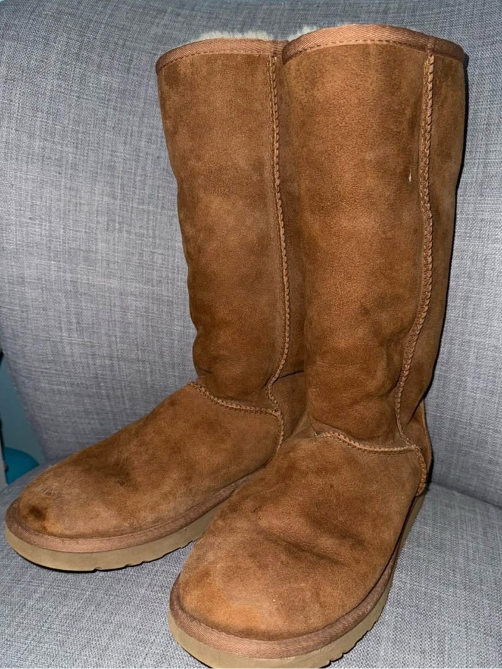 Ugg Classic ll tall boots women's size 9 chestnut brown